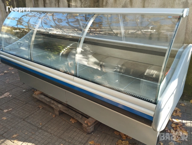 хладилна витрина 2.50 см