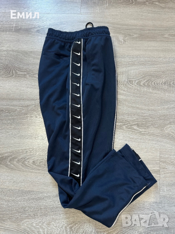 Мъжко долнище Nike Taped Track Pants, Размер XL, снимка 3 - Спортни дрехи, екипи - 45011196