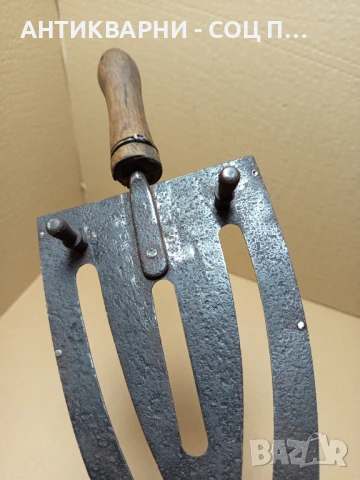 Стара Метална Поставка За Стара Ютия На Жар., снимка 8 - Антикварни и старинни предмети - 50842355