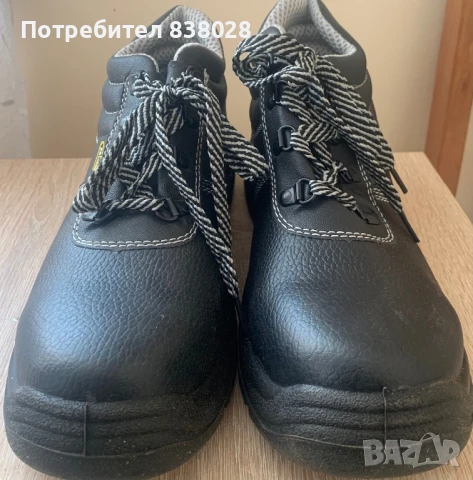 Обувки с бомбе 40 номер