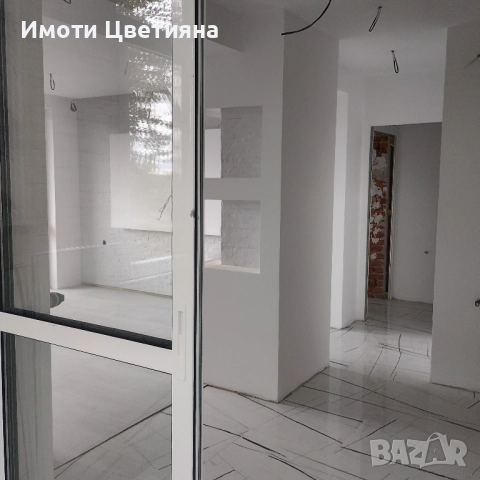 Луксозен апартамент 200 кв.м в центъра на Нова Загора, снимка 12 - Апартаменти - 51940089