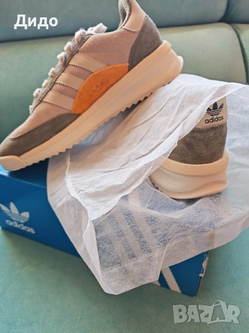 Маратонки Adidas , снимка 9 - Маратонки - 53849304