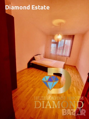 Двуетажна къща с търговска част в град Гълъбово, снимка 9 - Къщи - 54135899