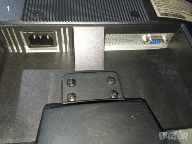 Монитор Samsung , 17 инча, снимка 8 - Монитори - 52680959