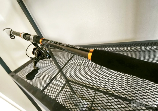 Ултра-лека телескопична въдица 2.40м с макара, снимка 2 - Въдици - 52952428