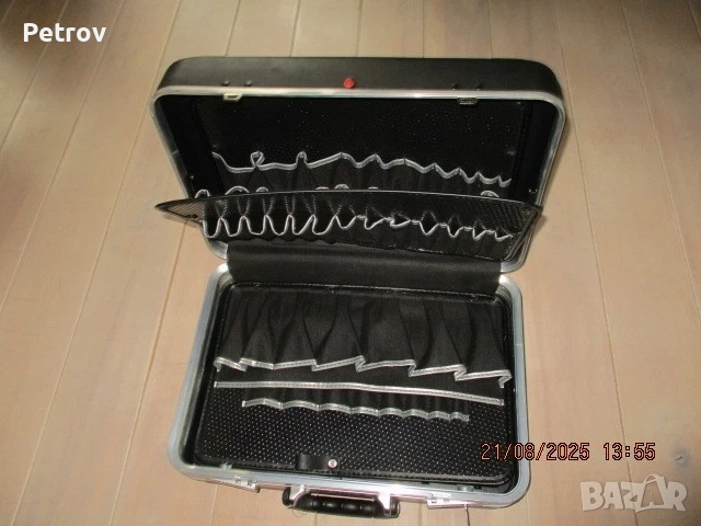 PARAT 481.000-171 - MADE IN GERMANY - ПРОФЕСИОНАЛЕН - ПРЕДСТАВИТЕЛЕН - СЕРВИЗЕН КУФАР за Инструменти, снимка 4 - Куфари с инструменти - 51539589