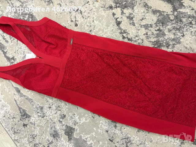 Рокля Guess, снимка 5 - Рокли - 52101096