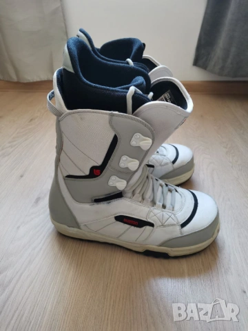 Сноуборд обувки Burton 44, снимка 4 - Зимни спортове - 53822090