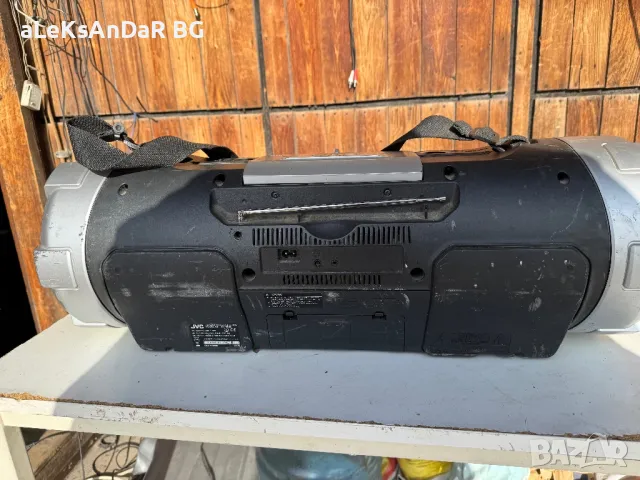 Boombox jvc RV-NB50, снимка 2 - Радиокасетофони, транзистори - 48738234