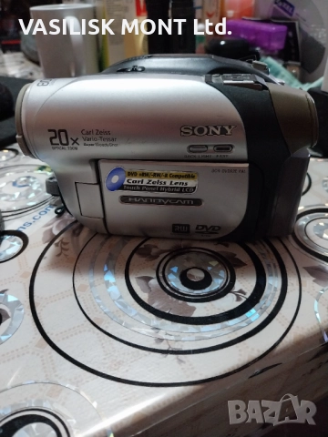 Видеокамера SONY DCR DVD92E + подарък ДВД дискове за запис, снимка 2 - Камери - 52692978