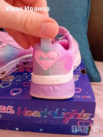 Оригинални детски SKECHERS Обувки Flutter Heart Lights, снимка 7 - Детски маратонки - 51655920
