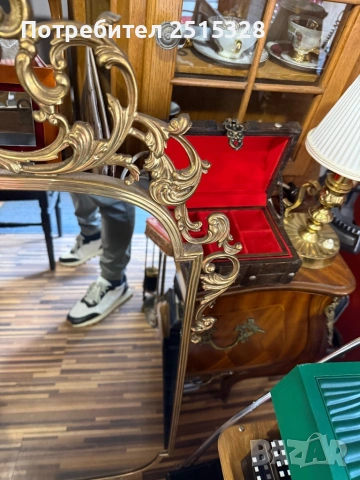 голямо Бароково кристално огледало с месингови орнаменти 60-70 г Италия, снимка 4 - Антикварни и старинни предмети - 53680009