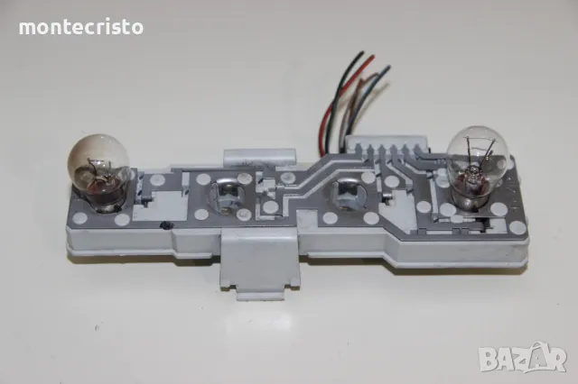 Дясна платка стоп Skoda Octavia I хечбек (2000-2004г.) десен ламподържач 1U6945258 / 1U6 945 258