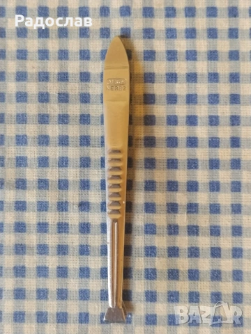 стара пинсета Mikov