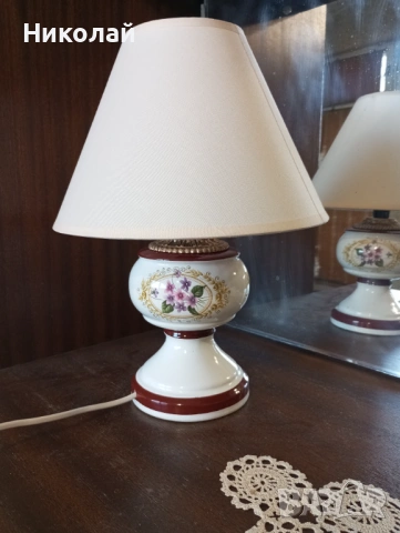 Порцеланова нощна лампа , снимка 2 - Антикварни и старинни предмети - 53107907