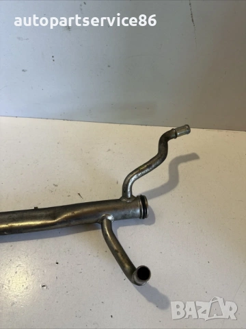 Тръба за водна охлаждаща течност за Volvo V70 2.0 TDI 163HP (2012), снимка 3 - Части - 53774933