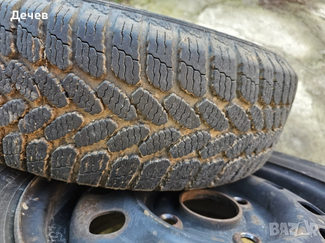 Зимни гуми с джанти Форд, снимка 3 - Гуми и джанти - 52541527