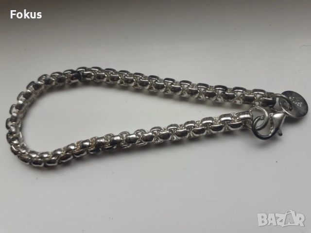 Стара метална дамска гривна