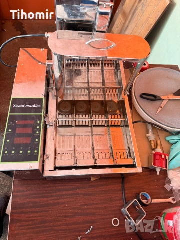 Машина за понички 