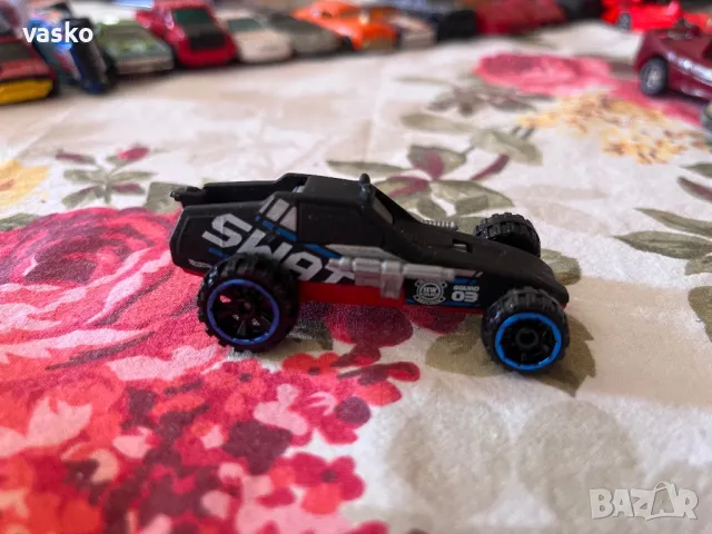 Hot wheels нов, снимка 3 - Колекции - 49390171