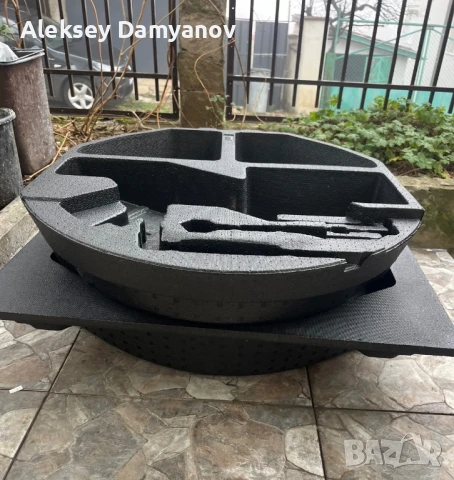 Кори за под багажник Subaru Legacy 2009–2014 – оригинални!, снимка 3 - Аксесоари и консумативи - 51194939