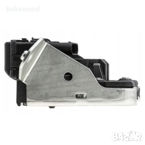 Брава за багажник за Mercedes C-Class W205 (S205), снимка 7 - Части - 54051572