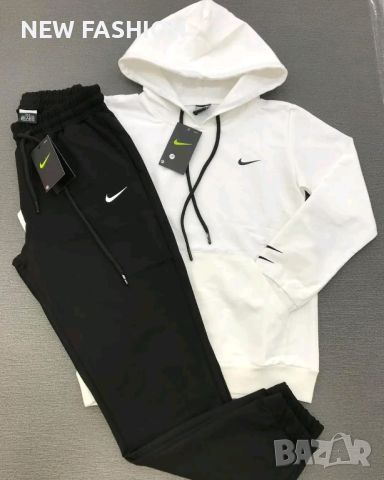 Дамски Екипи Nike , снимка 4 - Спортни екипи - 45321841