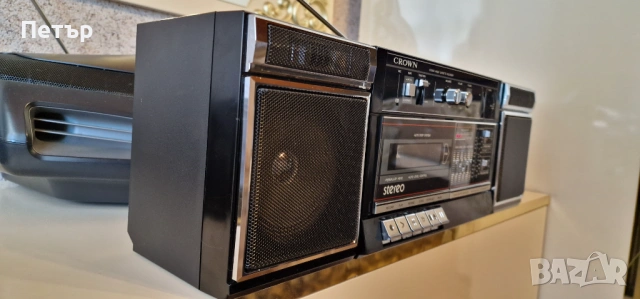 Радиокасетофон CROWN SZ-1130SL, снимка 3 - Радиокасетофони, транзистори - 54224433