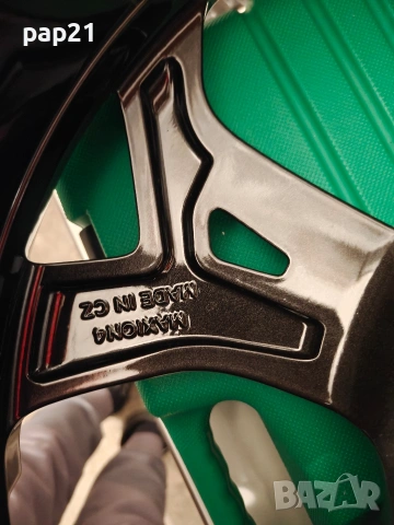 Оригинални джанти 19 Киа, Kia пълен комплект с нови Bridgestone гуми 245/40/19, снимка 2 - Гуми и джанти - 53811215