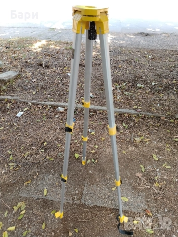 Лек трипод,тринога,триножник,статив от алуминий, снимка 2 - Други инструменти - 51544391