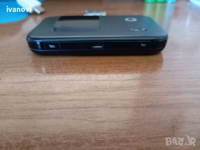 4G мобилен рутер, отключен за SIM на всички оператори, снимка 3 - Рутери - 51784760