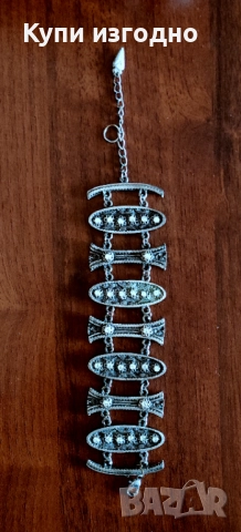 Гривни - Старинна гривна с кристали, Кожени гривни със зодии и др., снимка 3 - Гривни - 52140254