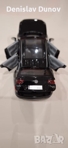 VW Tiguan 1:32 с отваряеми врати, капак, светещи фарове и стопове, снимка 16 - Коли, камиони, мотори, писти - 51210502