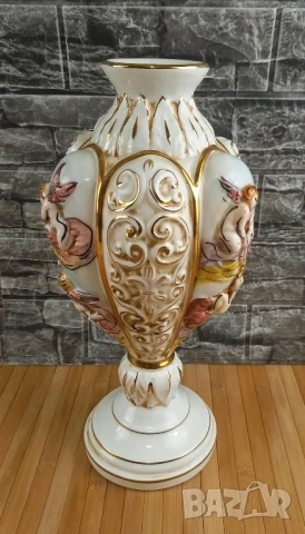 Порцеланова ваза Capodimonte, снимка 2 - Вази - 51277562