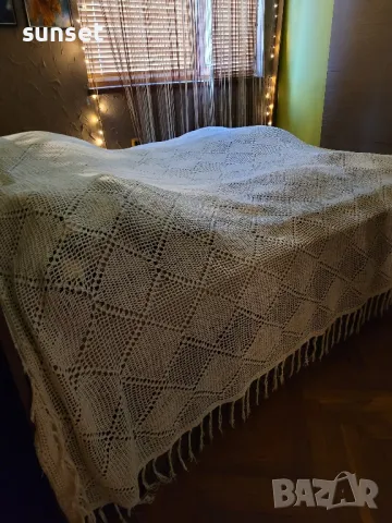 ръчно плетена покривка за голяма спалня , бяла, снимка 5 - Декорация за дома - 50269277