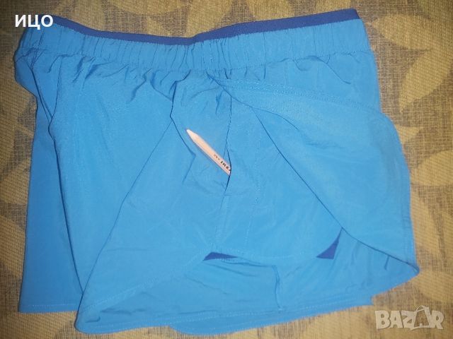 Дамски шорти Nike, снимка 6 - Къси панталони и бермуди - 45586042