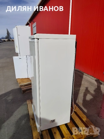 Вертикален фризер Frigidaire , снимка 2 - Фризери - 53574649