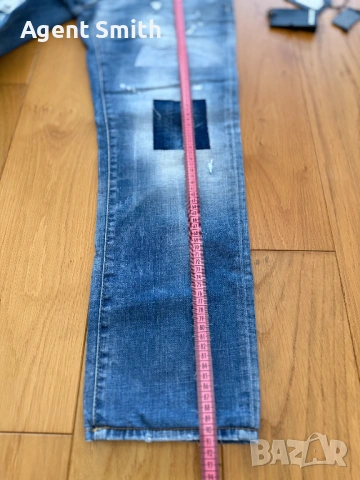 Дънки Dsquared2 S74LB0976, снимка 11 - Дънки - 53720881