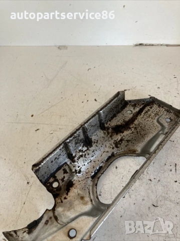 Десен капак на термозащитата V6 за Jeep Cherokee KJ 3.7 (2005) 53031092AB, снимка 3 - Части - 53568593