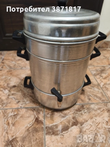 Продавам соковарка от соца