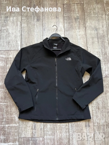 The North Face Women's TNF Black Chest Logo Ridgewall Soft Shell Jacket черно оригинално яке марково, снимка 4 - Спортни екипи - 51732245