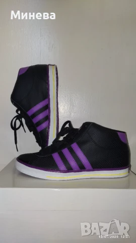 Маратонки ADIDAS 