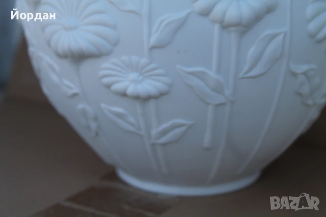 Немска порцеланова ваза ''Kaiser'', снимка 5 - Вази - 50989521