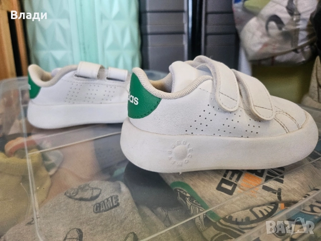 детски adidas маратонки 22номер, снимка 2 - Детски маратонки - 51711457