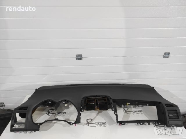 Арматурно табло с airbag за Toyota Auris 2006-2012 55302-4201001 55302-02070 , снимка 2 - Части - 45669649