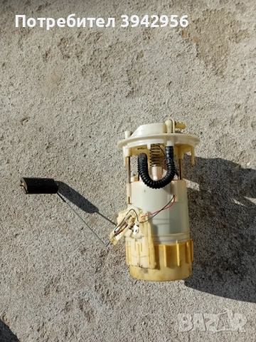 Бензинова помпа за Рено , снимка 3 - Части - 53094052