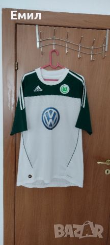 Тениска на VfL Wolfsburg

, снимка 1 - Футбол - 45074555