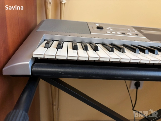 Синтезатор Yamaha PSR-E323 + стойка, снимка 5 - Аудиосистеми - 53010740