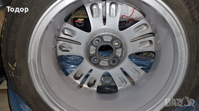 Перфектни гуми джанти Хонда Джаз 16, снимка 2 - Гуми и джанти - 52669050