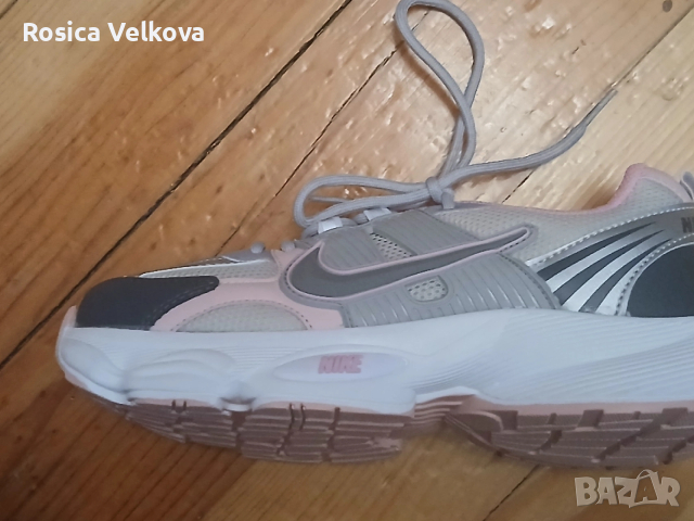 Маратонки NIKE , снимка 2 - Маратонки - 54057753
